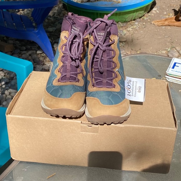 Merrell Women's Antora 3 Mid Waterproof Hiking Boots Forest size 8 - Picture 3 of 10